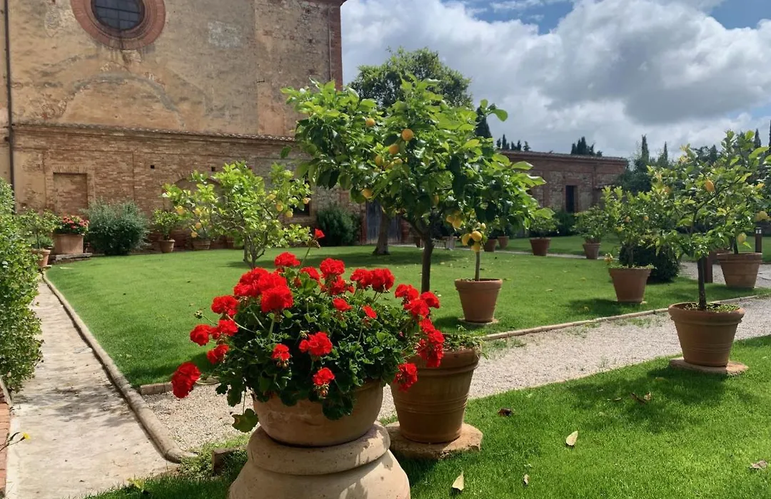 Monastero Sant'Anna In Camprena-1